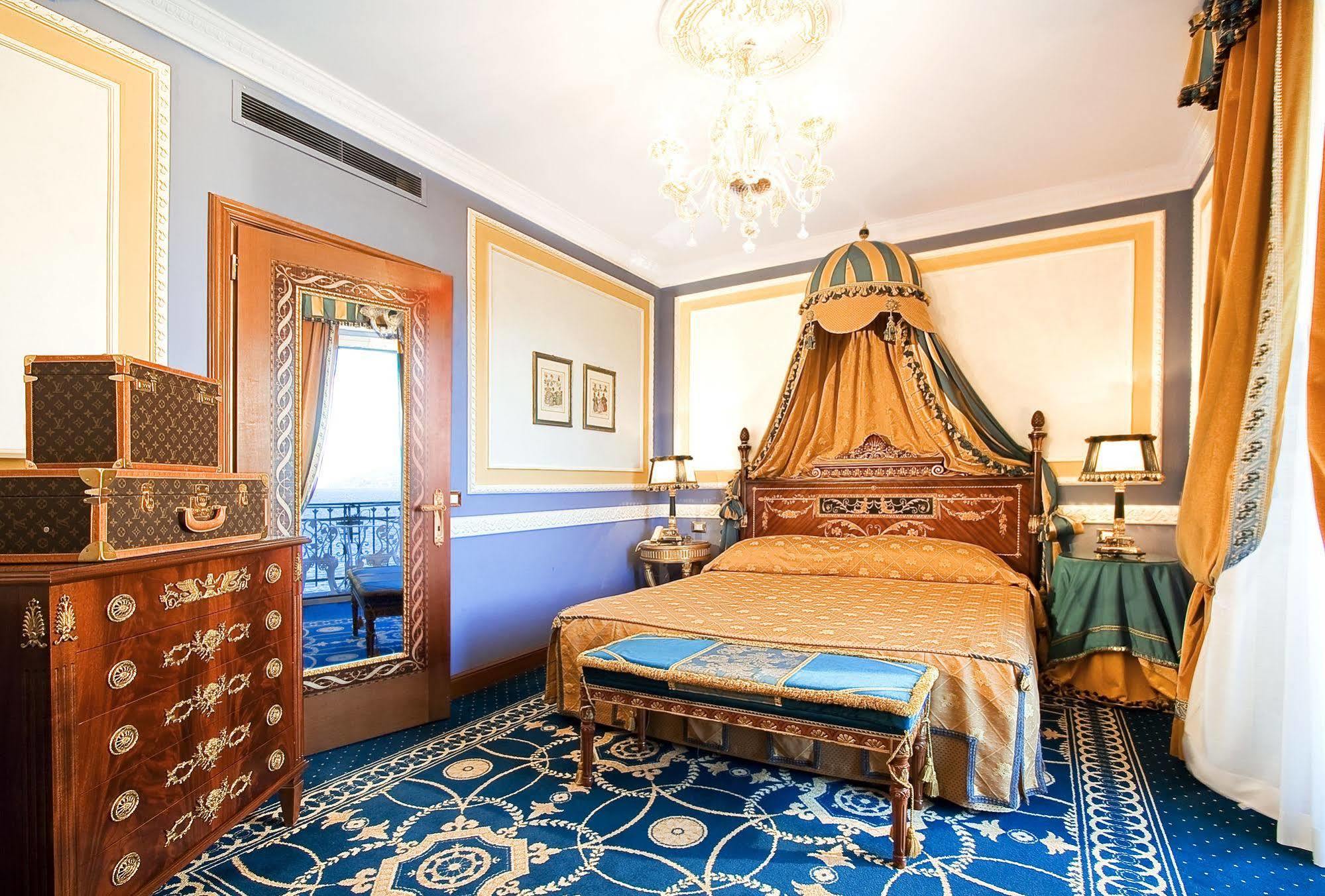 Hotel Grand Des Iles Borromees & 5*